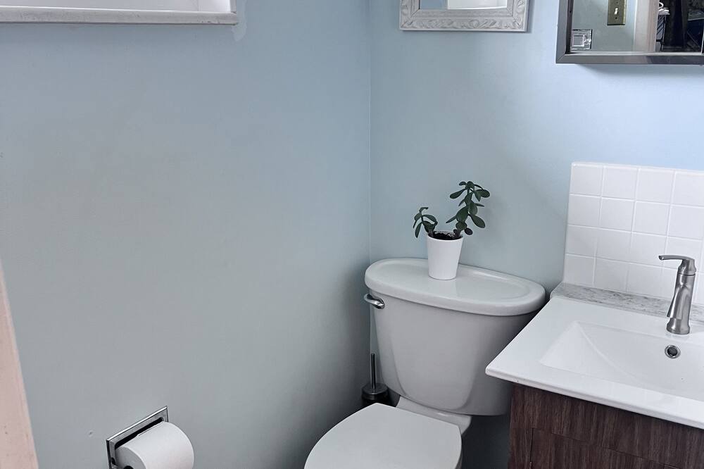 Photo of Bathroom in Broomfield
