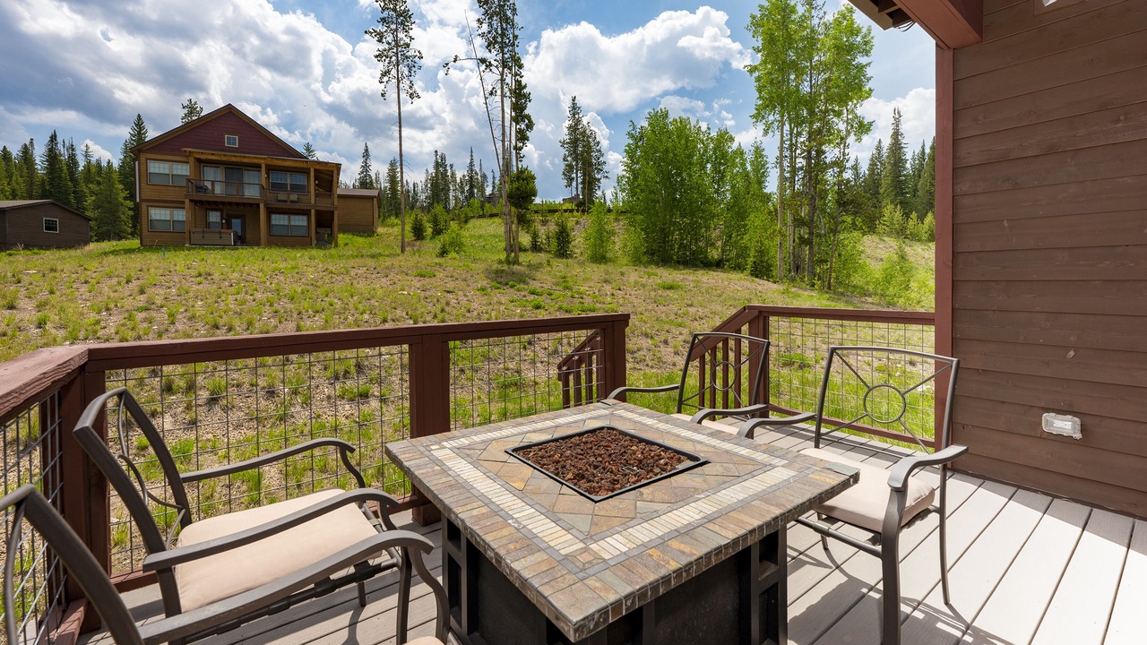 Photo of Outdoor in Rendezvous