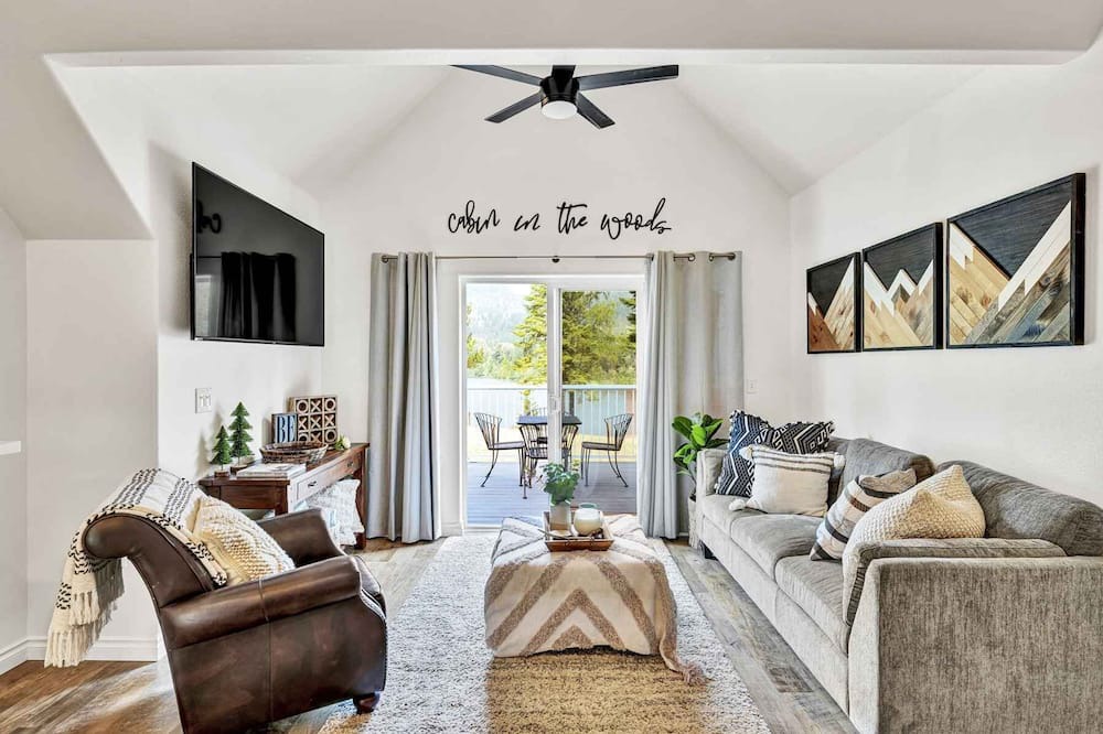 Photo of Livingroom in Priest River