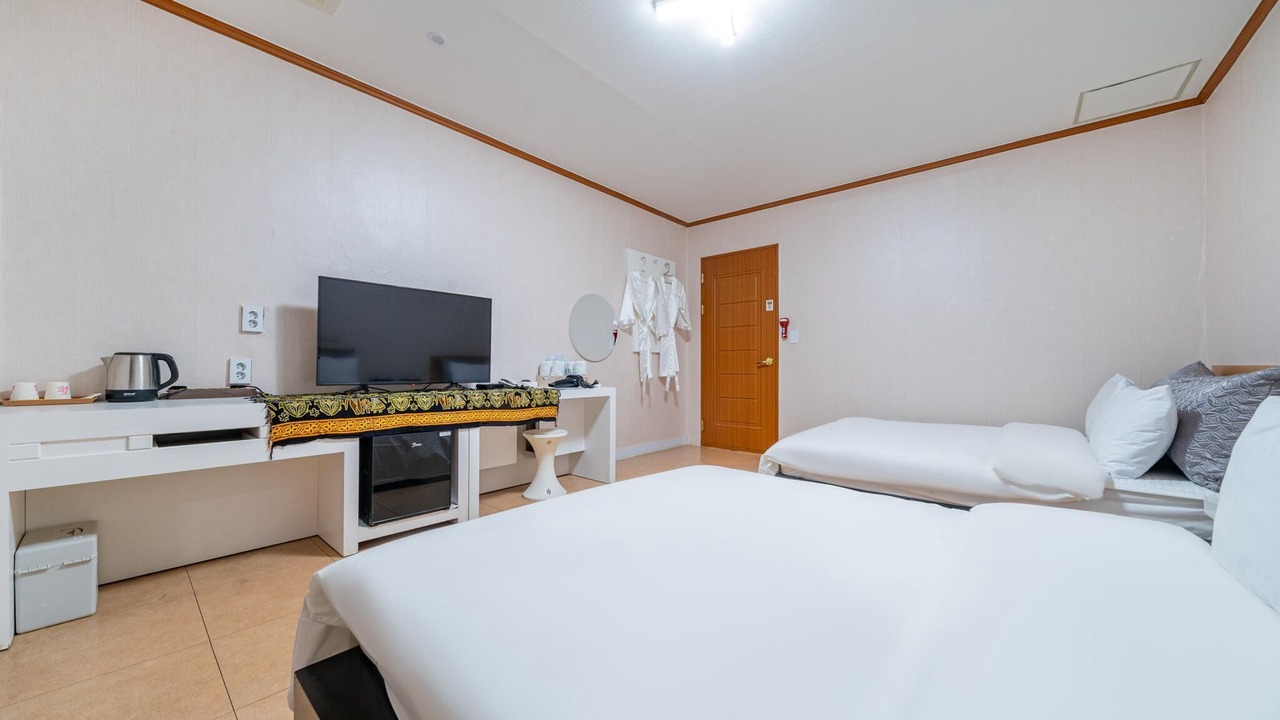 Photo of Bedroom in Donghae