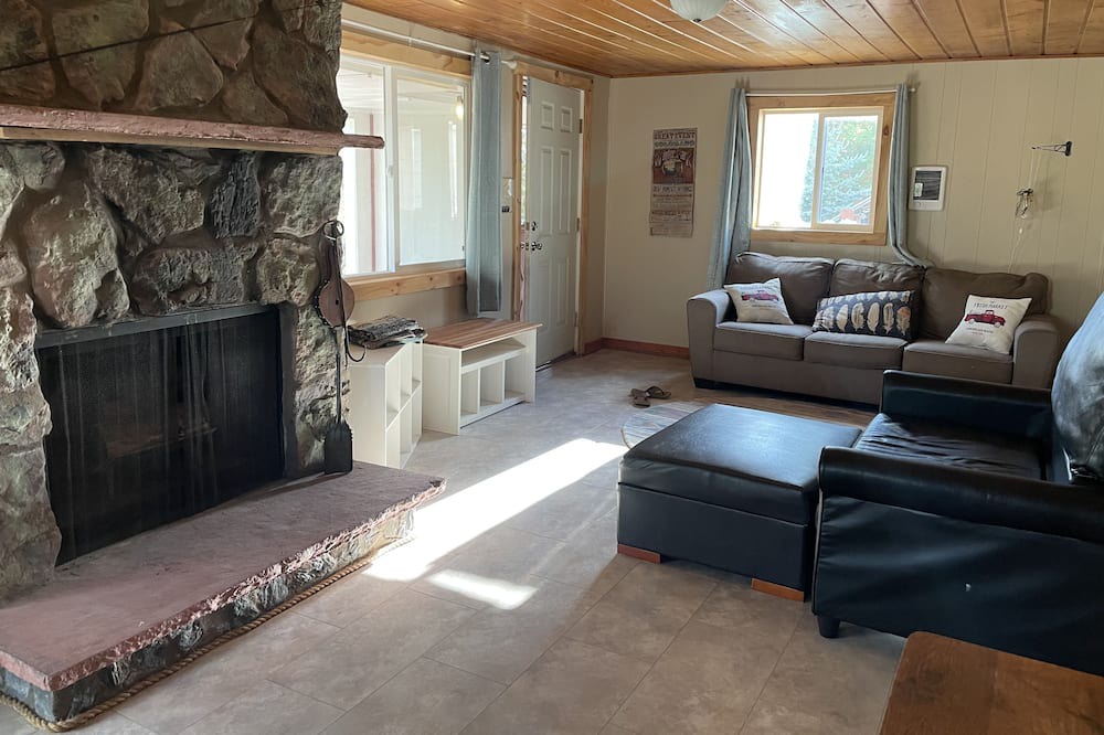 Photo of Livingroom in Granby