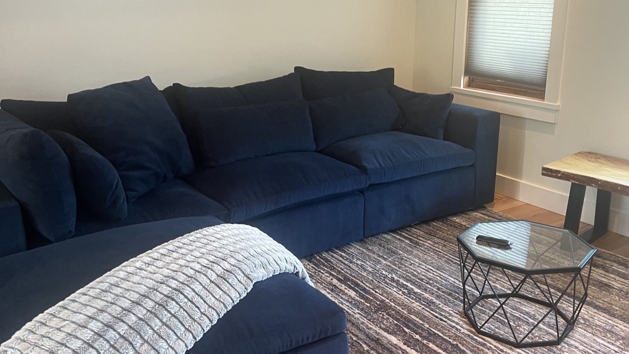 Photo of Livingroom in Central Boulder