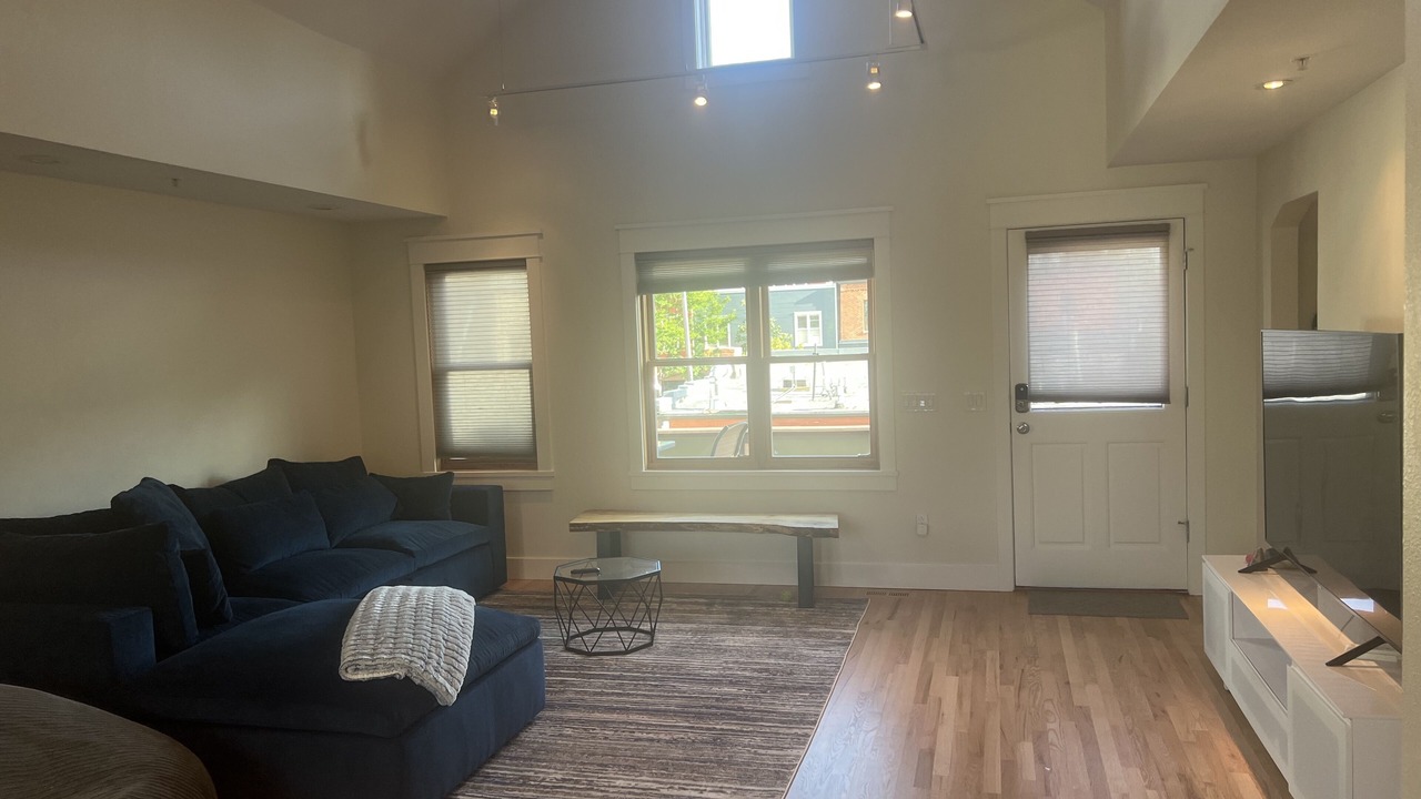 Photo of Livingroom in Central Boulder