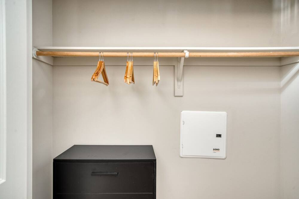 Photo of Bedroom in Ballpark