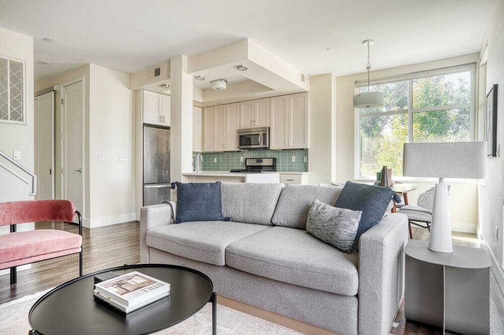Photo of Livingroom in Cherry Creek