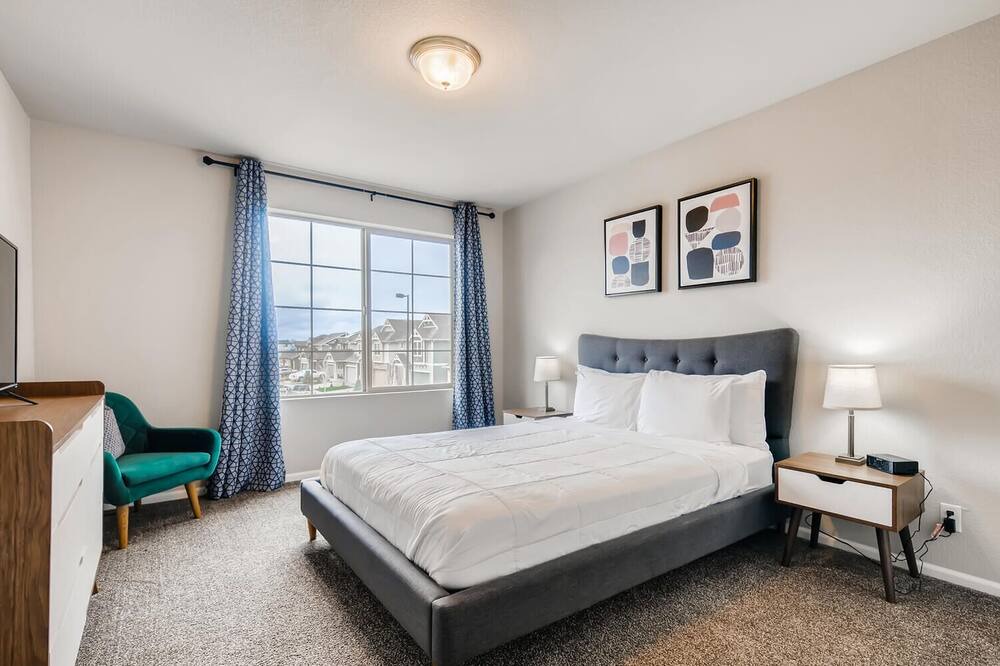 Photo of Bedroom in Green Valley Ranch