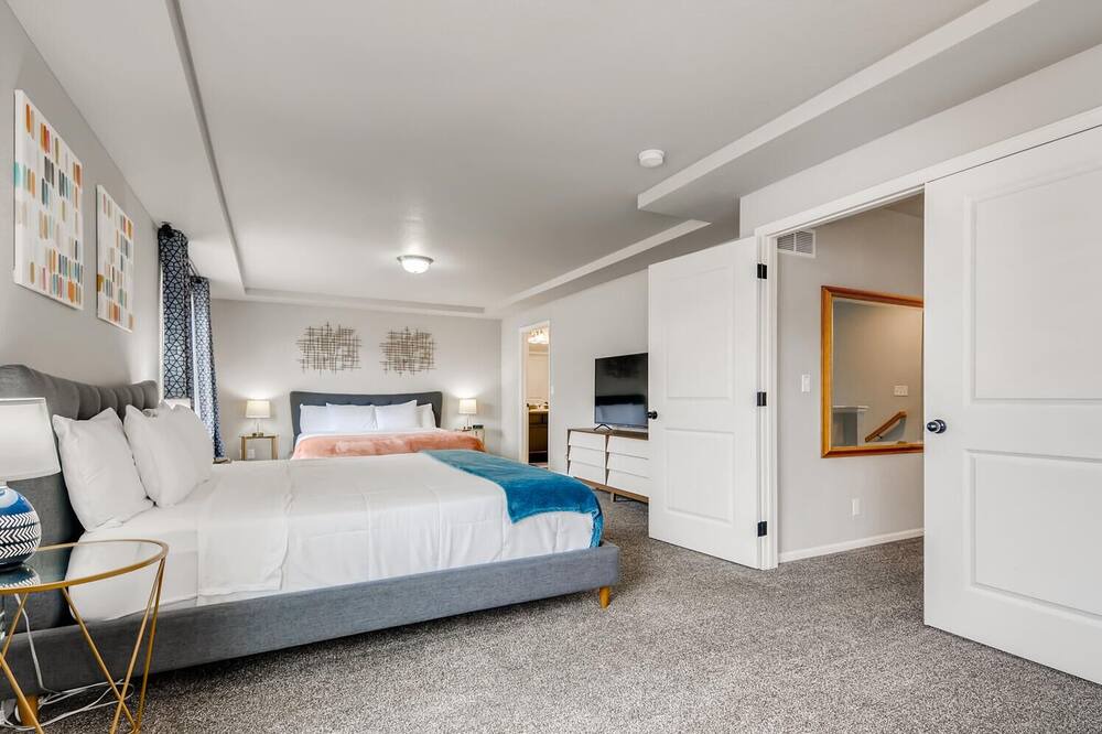 Photo of Bedroom in Green Valley Ranch