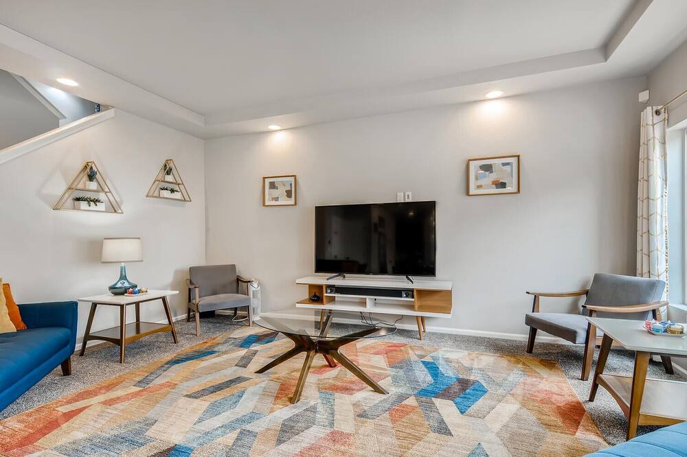 Photo of Livingroom in Green Valley Ranch