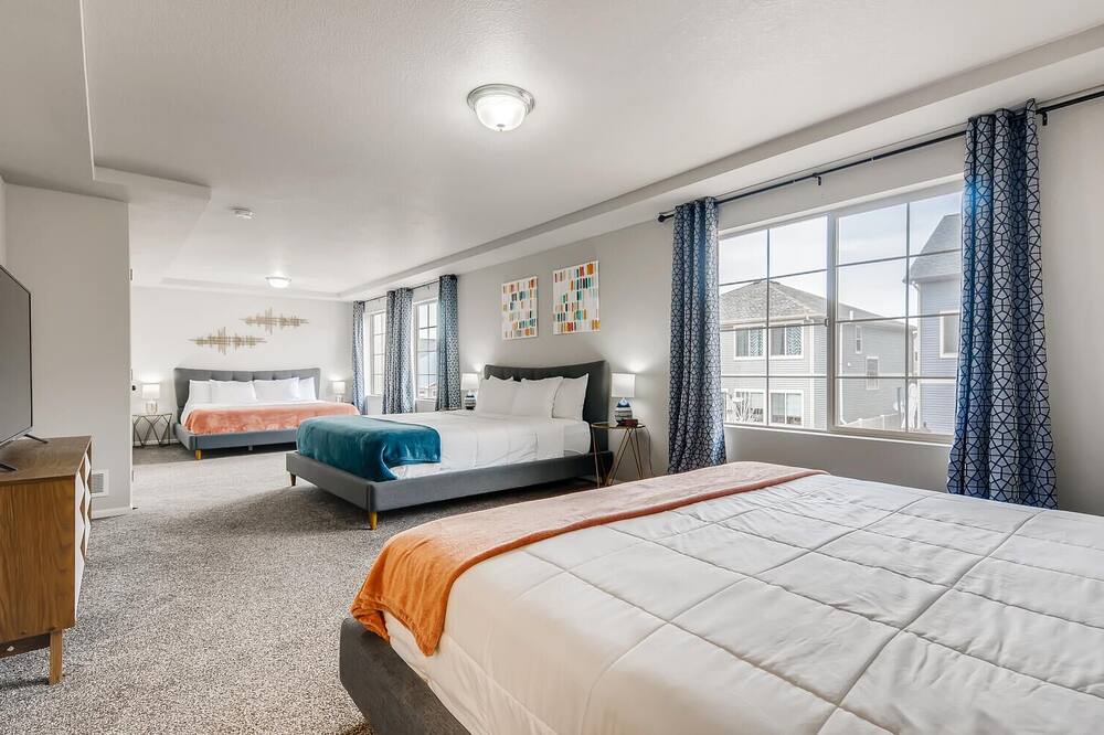 Photo of Bedroom in Green Valley Ranch