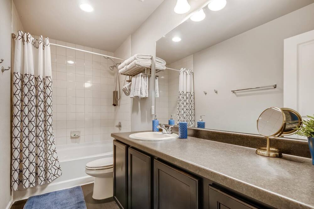Photo of Bathroom in Green Valley Ranch