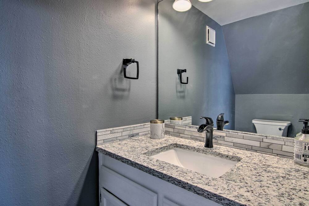 Photo of Bathroom in Southeast Colorado Springs