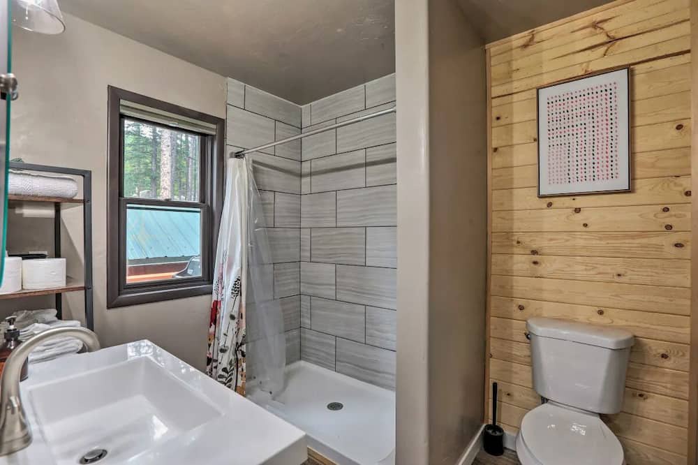 Photo of Bathroom in Saint Mary's