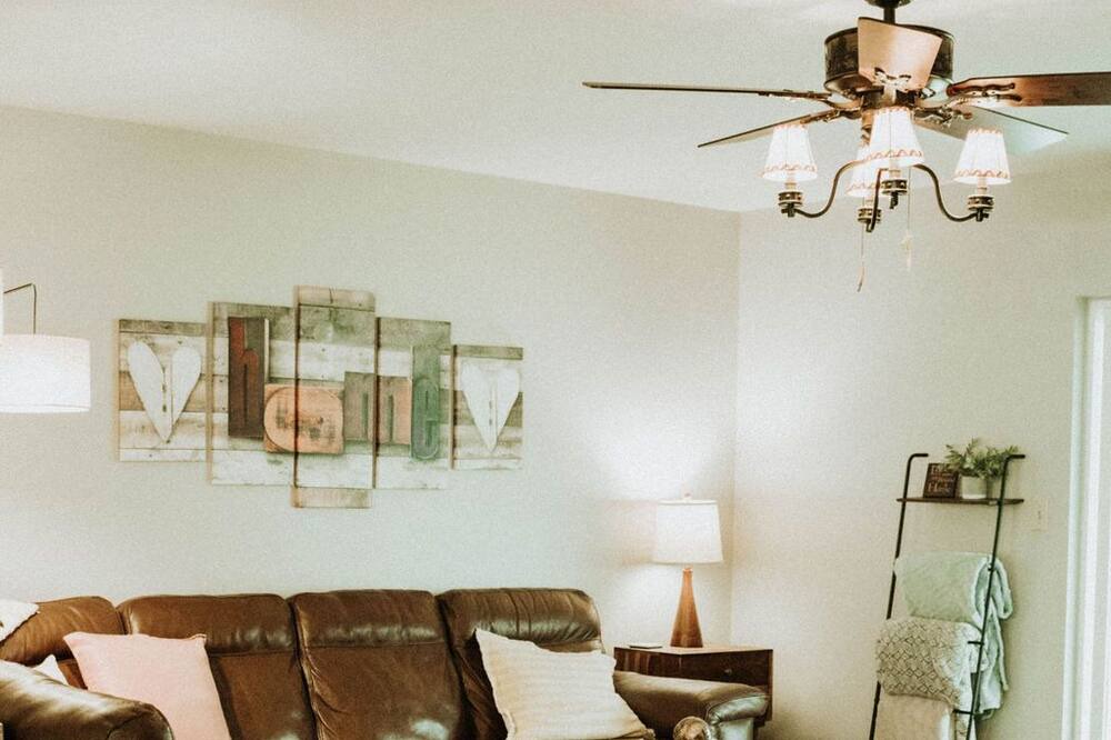 Photo of Livingroom in Meeker