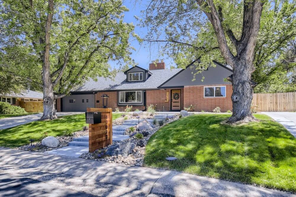 Photo of Outdoor in Applewood West