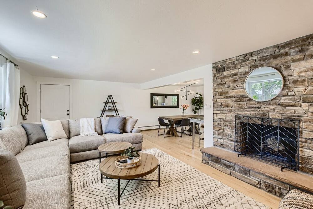 Photo of Livingroom in Applewood West