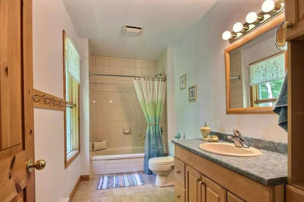 Photo of Bathroom in Aspen