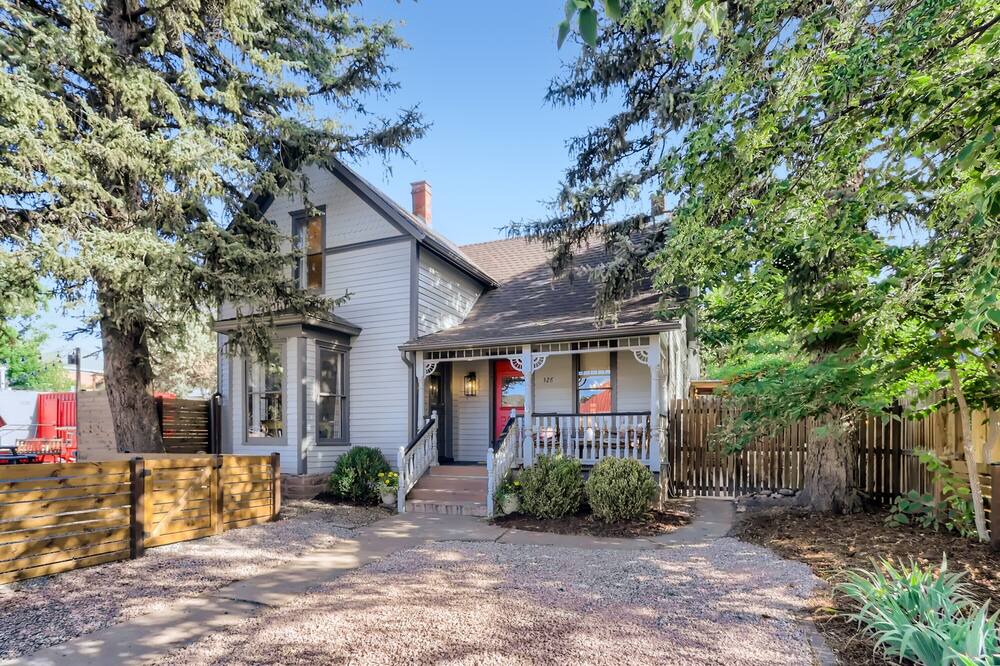 Photo of Outdoor in Lyons