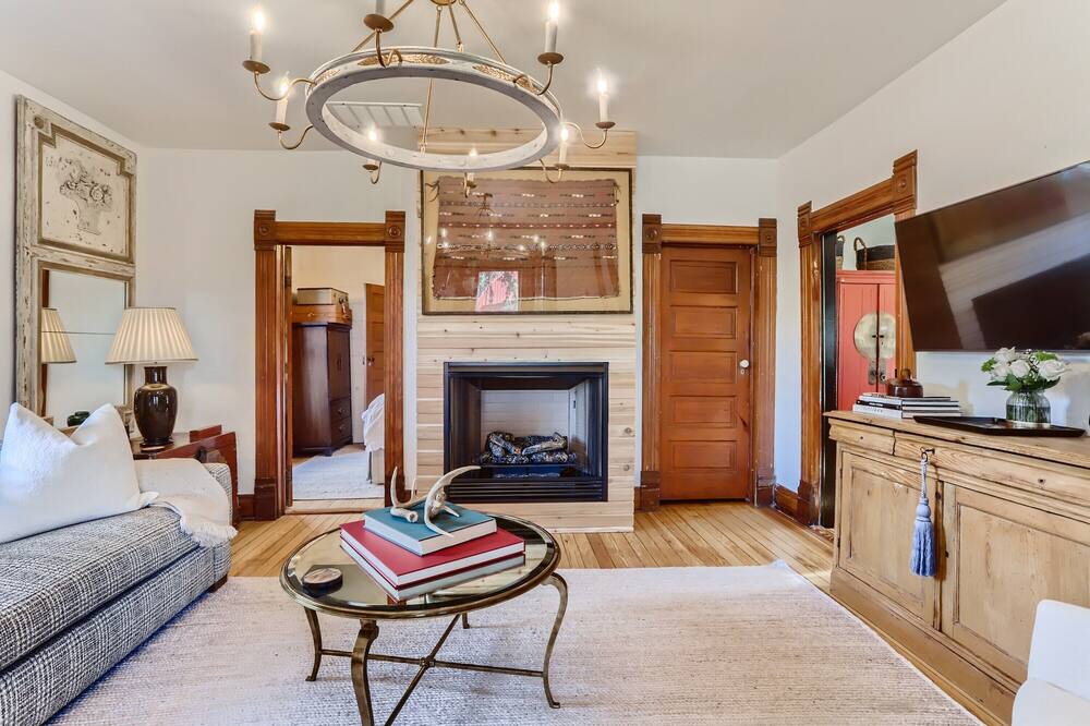 Photo of Livingroom in Lyons