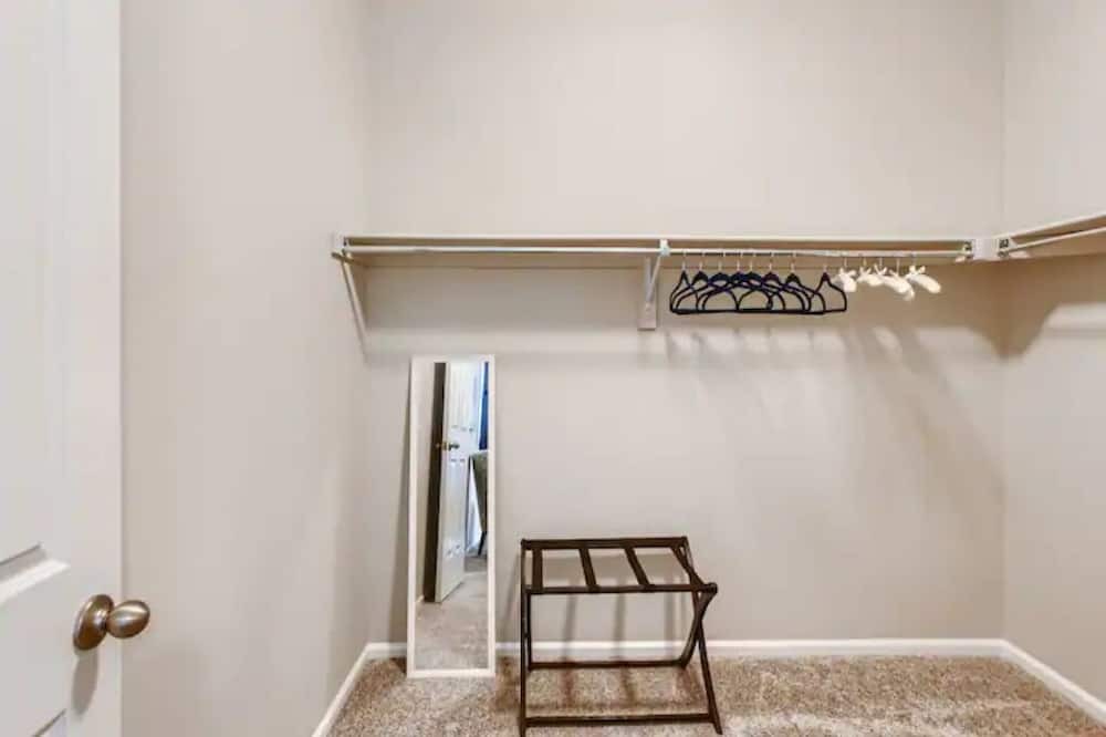 Photo of Bedroom in Frederick