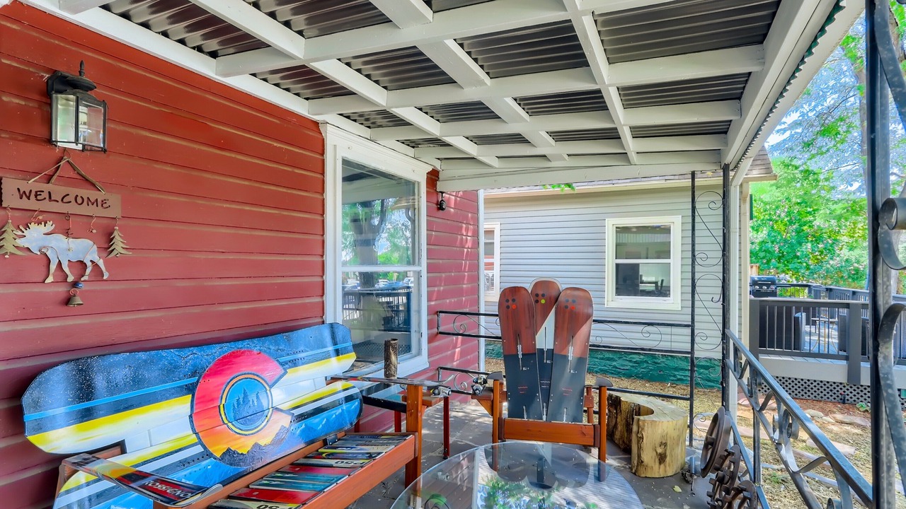 Photo of Outdoor in Lyons