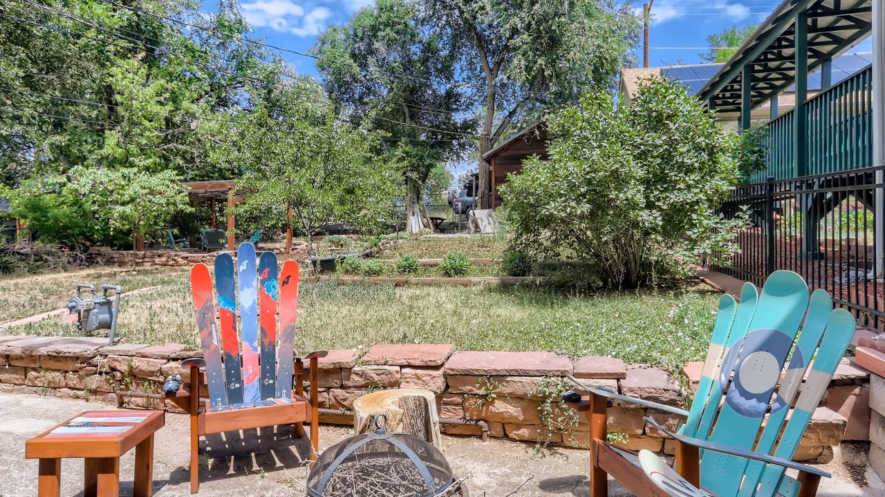 Photo of Outdoor in Lyons
