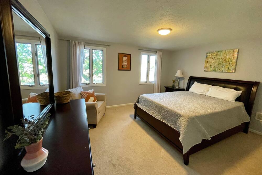 Photo of Bedroom in Gunbarrel