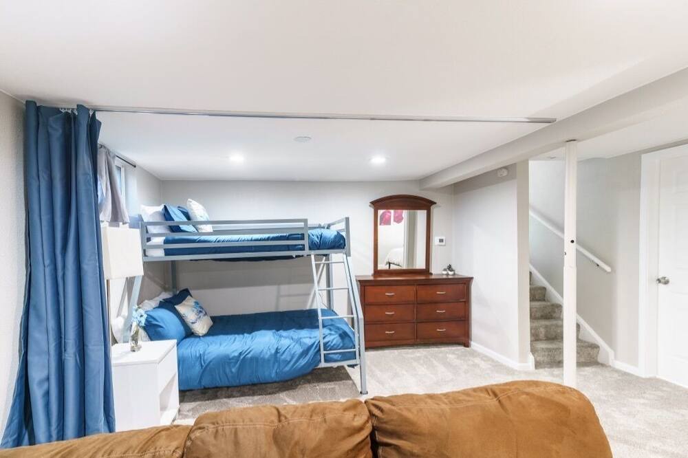 Photo of Bedroom in Lamar Heights Area
