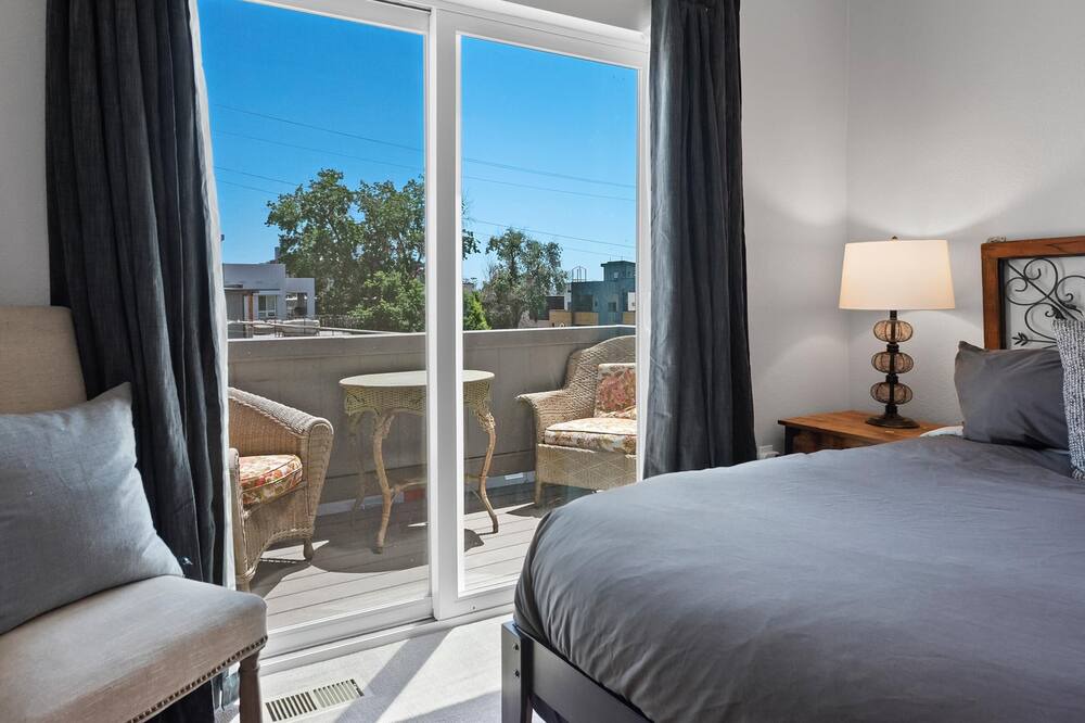 Photo of Others in Jefferson Park
