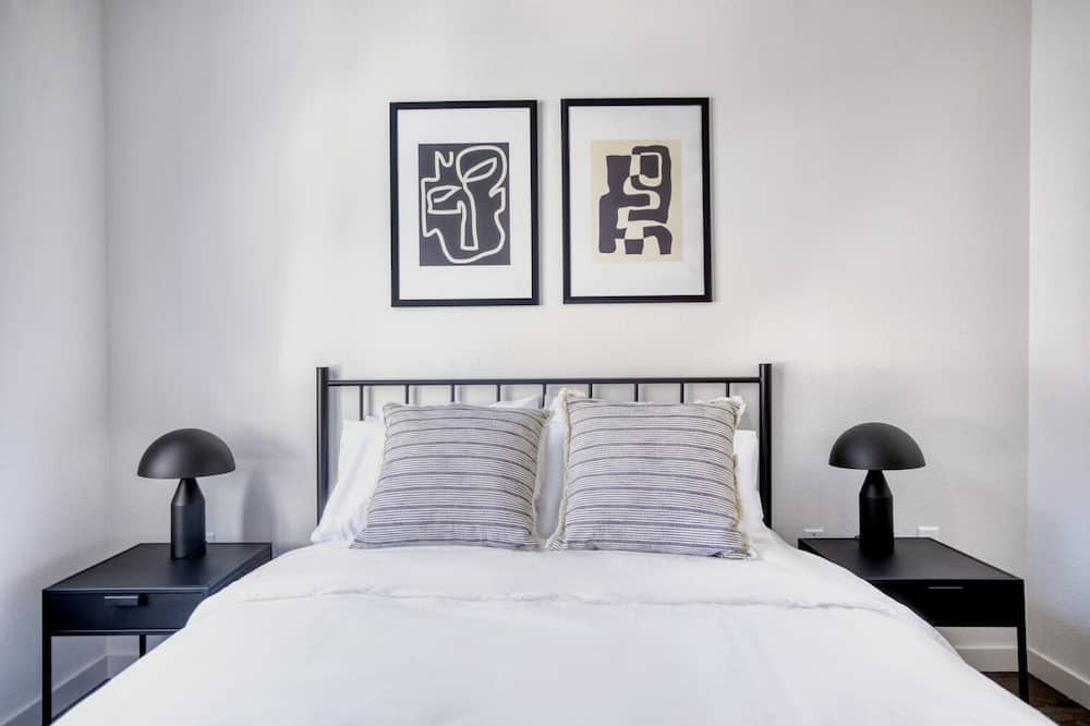 Photo of Bedroom in Five Points