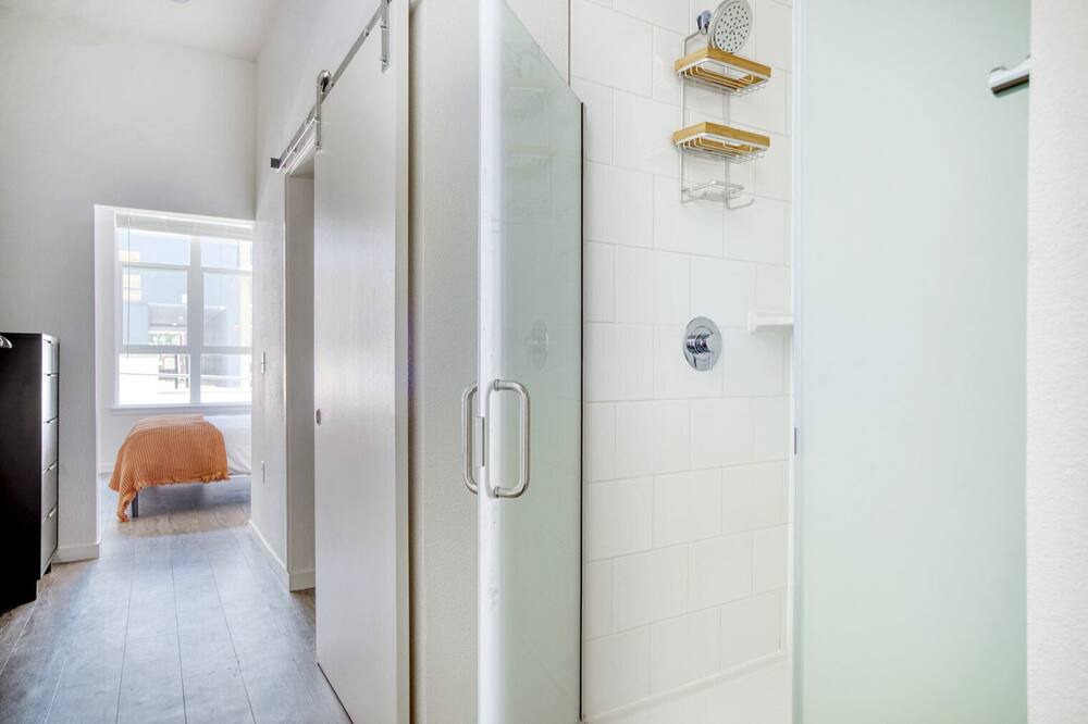 Photo of Bathroom in Five Points