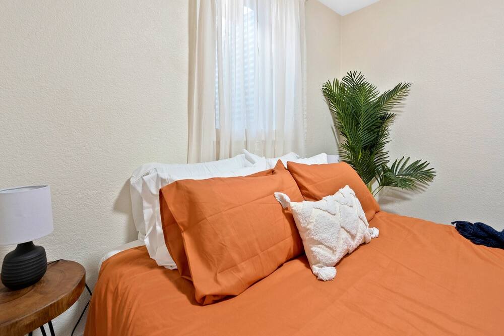 Photo of Bedroom in Montbello