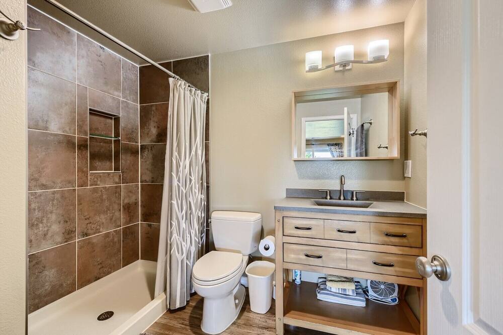 Photo of Bathroom in Westridge