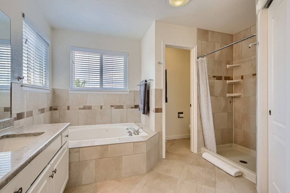 Photo of Bathroom in Westridge