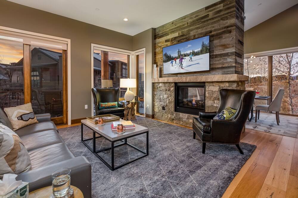 Photo of Livingroom in Steamboat Springs