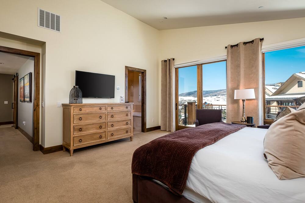 Photo of Bedroom in Steamboat Springs