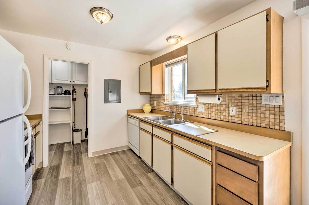 Photo of Kitchen in Rustic Hills