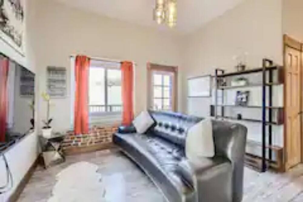 Photo of Bedroom in Sunnyside