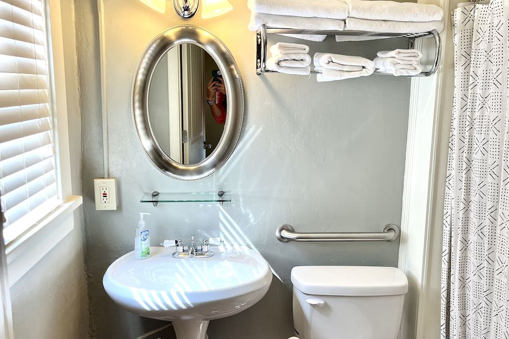 Photo of Bathroom in La Veta