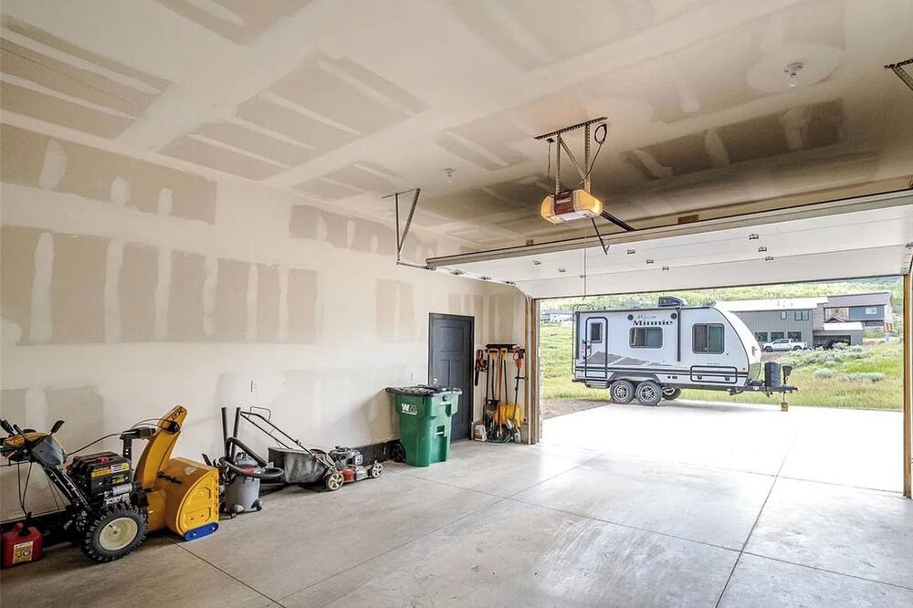 Photo of Outdoor in Oak Creek