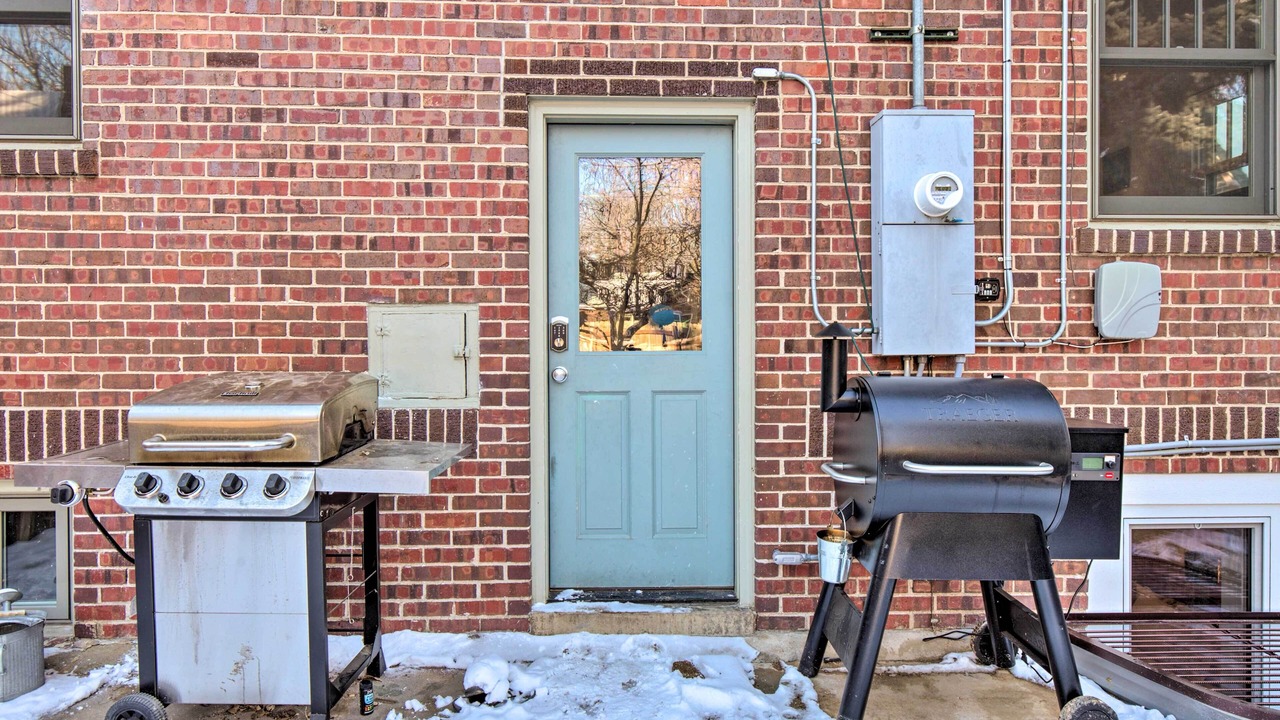 Photo of Outdoor in Hale