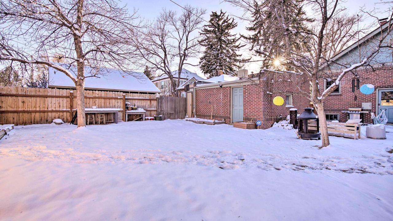 Photo of Outdoor in Hale