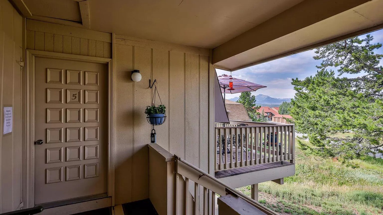Photo of Outdoor in Rendezvous
