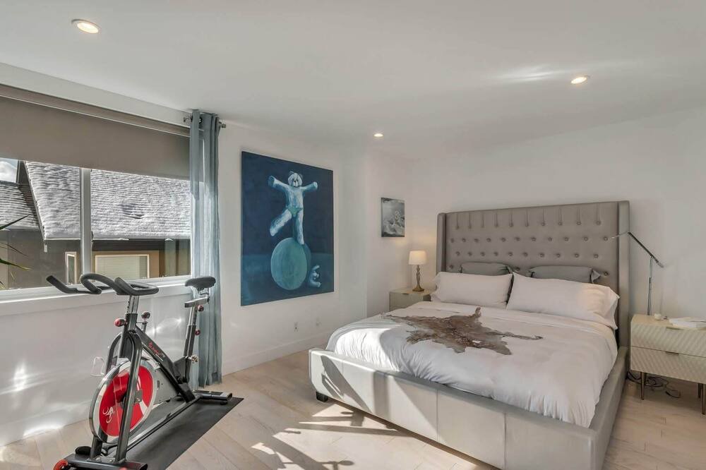 Photo of Bedroom in Cherry Creek