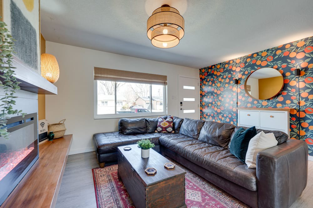 Photo of Livingroom in Alta Vista Area