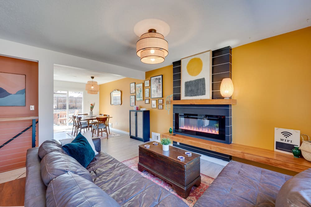 Photo of Livingroom in Alta Vista Area