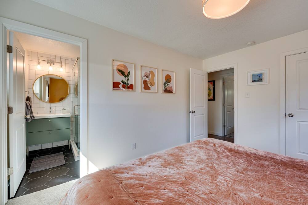 Photo of Bedroom in Alta Vista Area