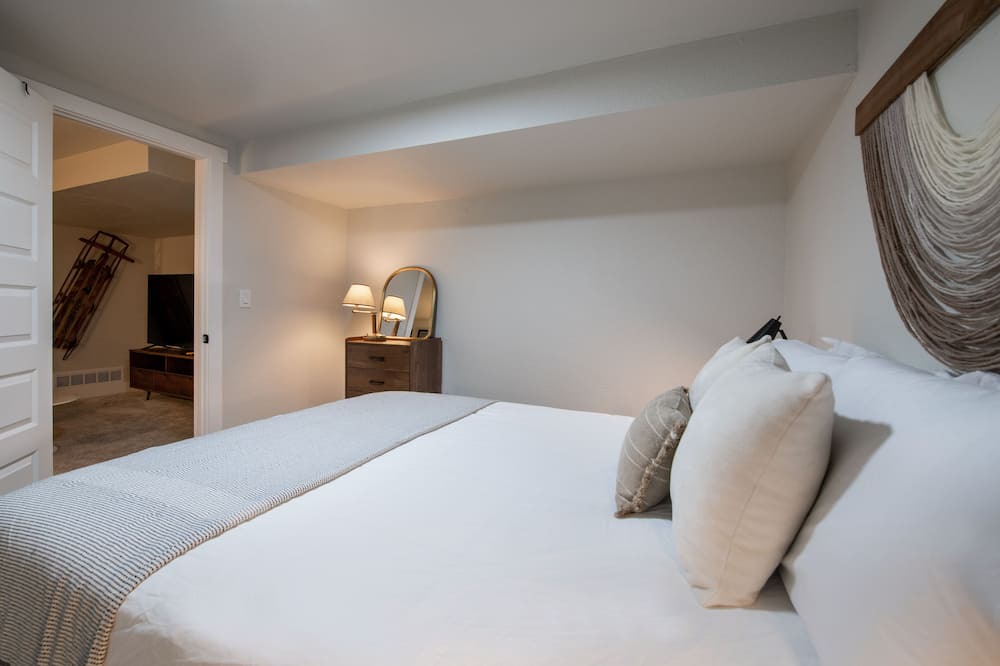 Photo of Bedroom in Berkley