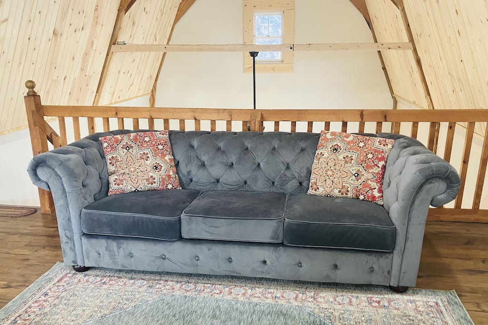 Photo of Livingroom in Syracuse