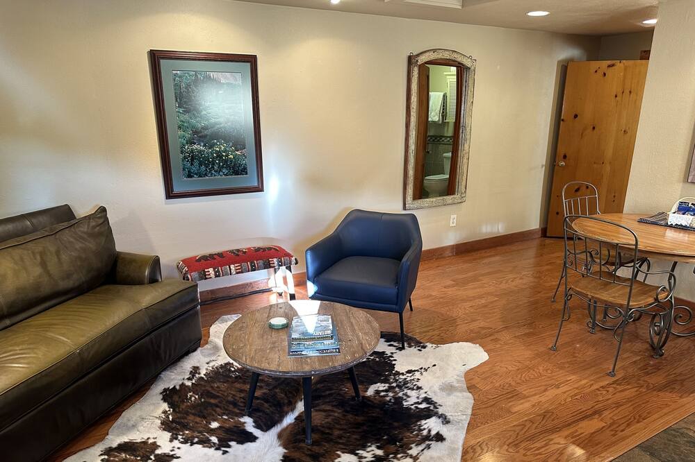 Photo of Livingroom in Estes Park