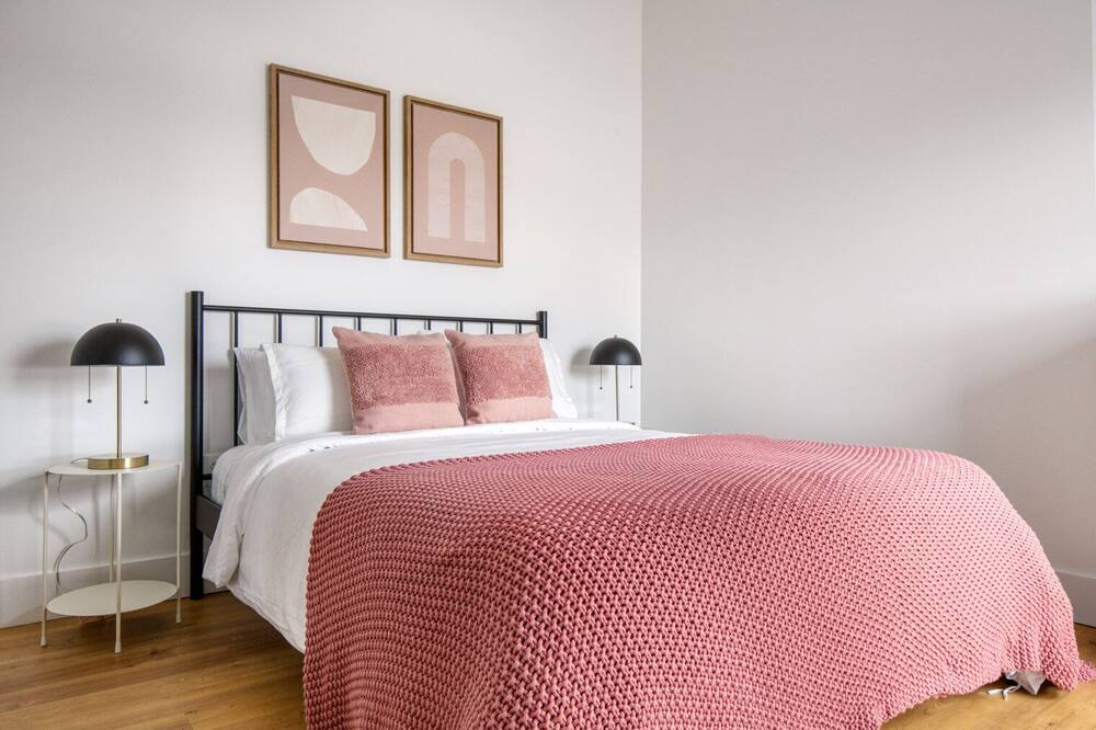 Photo of Bedroom in Cherry Creek